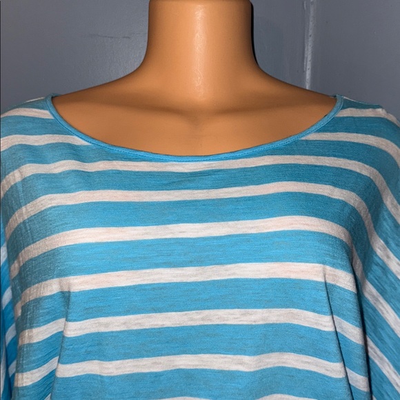 Chic Stylus Striped Top - Size Medium - Picture 3 of 7
